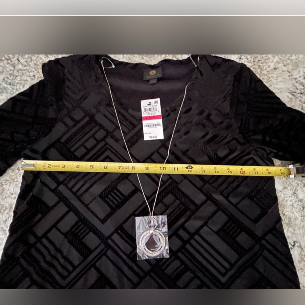 NWT JM Collection Velvet Flocked Jacquard Top Blouse Black Necklace Size XS - Picture 9 of 11